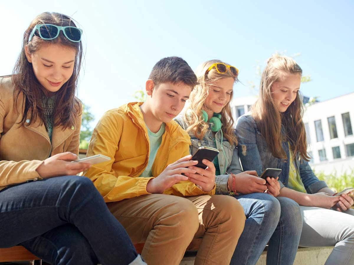 Απαγόρευση κινητών σε σχολείο στην Ουαλία