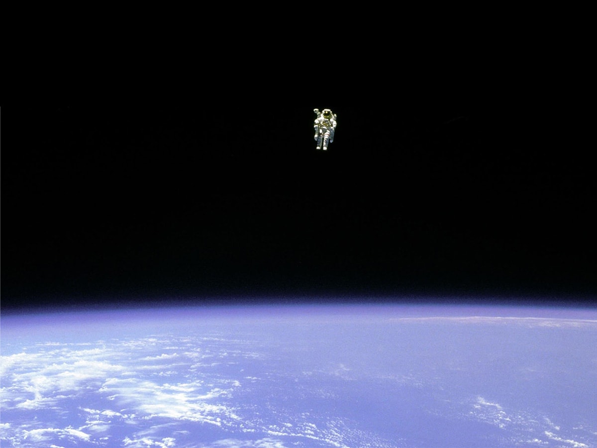spacewalk without cable